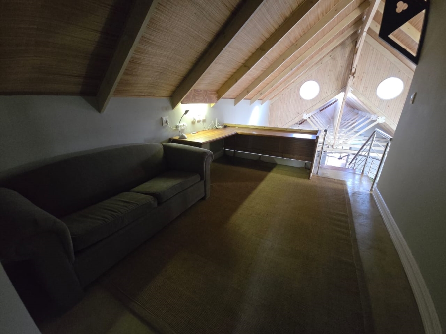 To Let 3 Bedroom Property for Rent in Selborne Eastern Cape